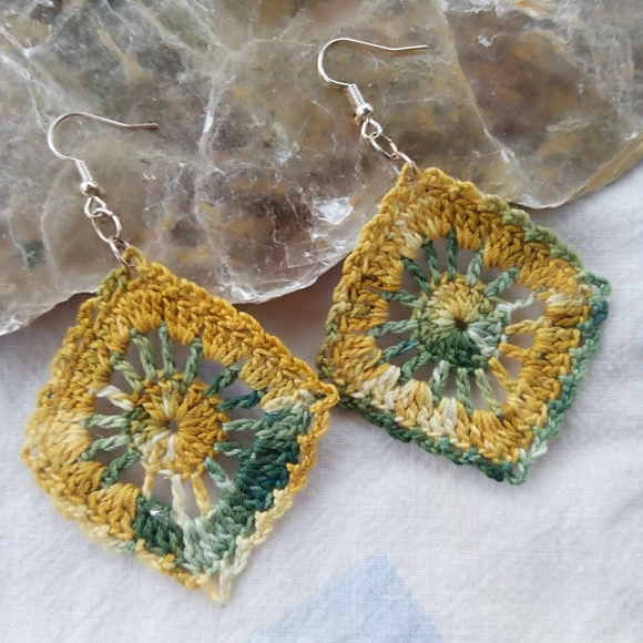 ❤ Artisan Handmade Crocheted Large + Light Boho Earrings ~ Ooak Found Treasure! - Picture 3 of 4
